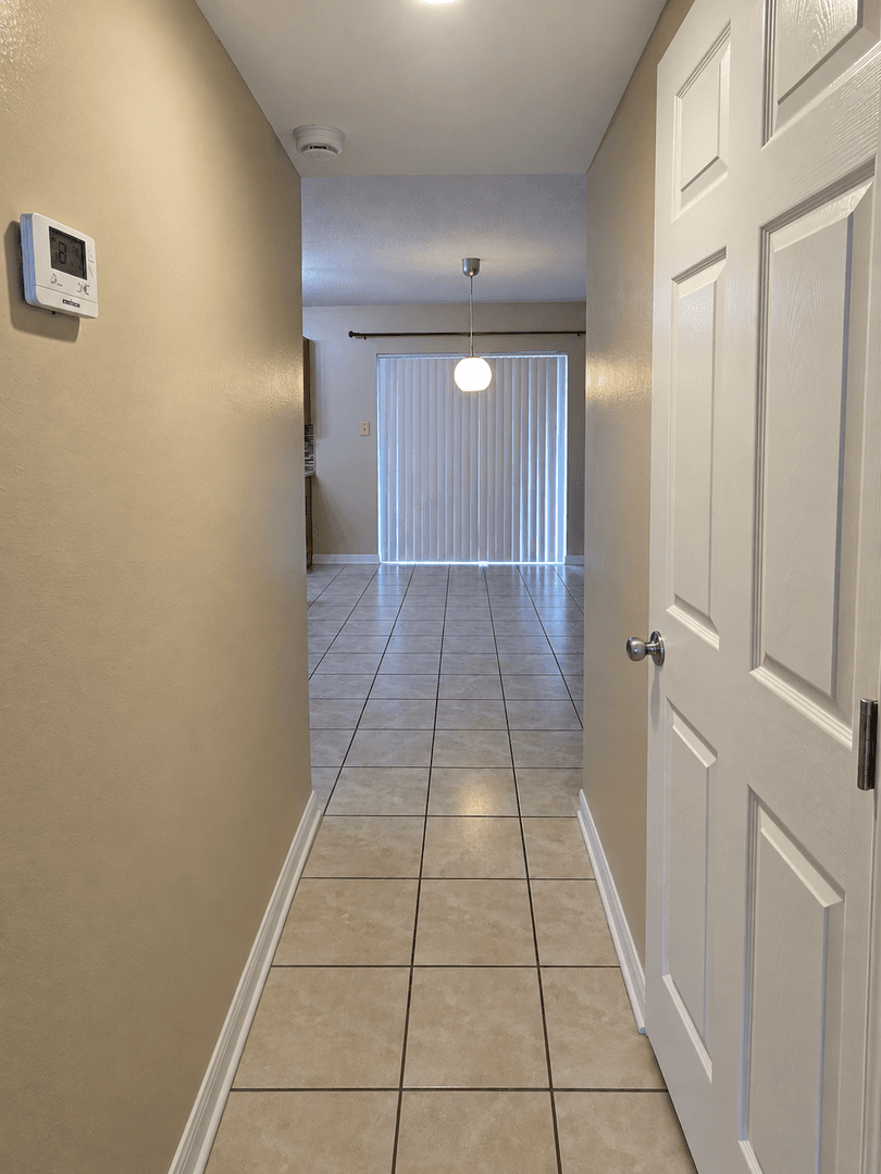 Sanford House: 410 Fairfield Drive