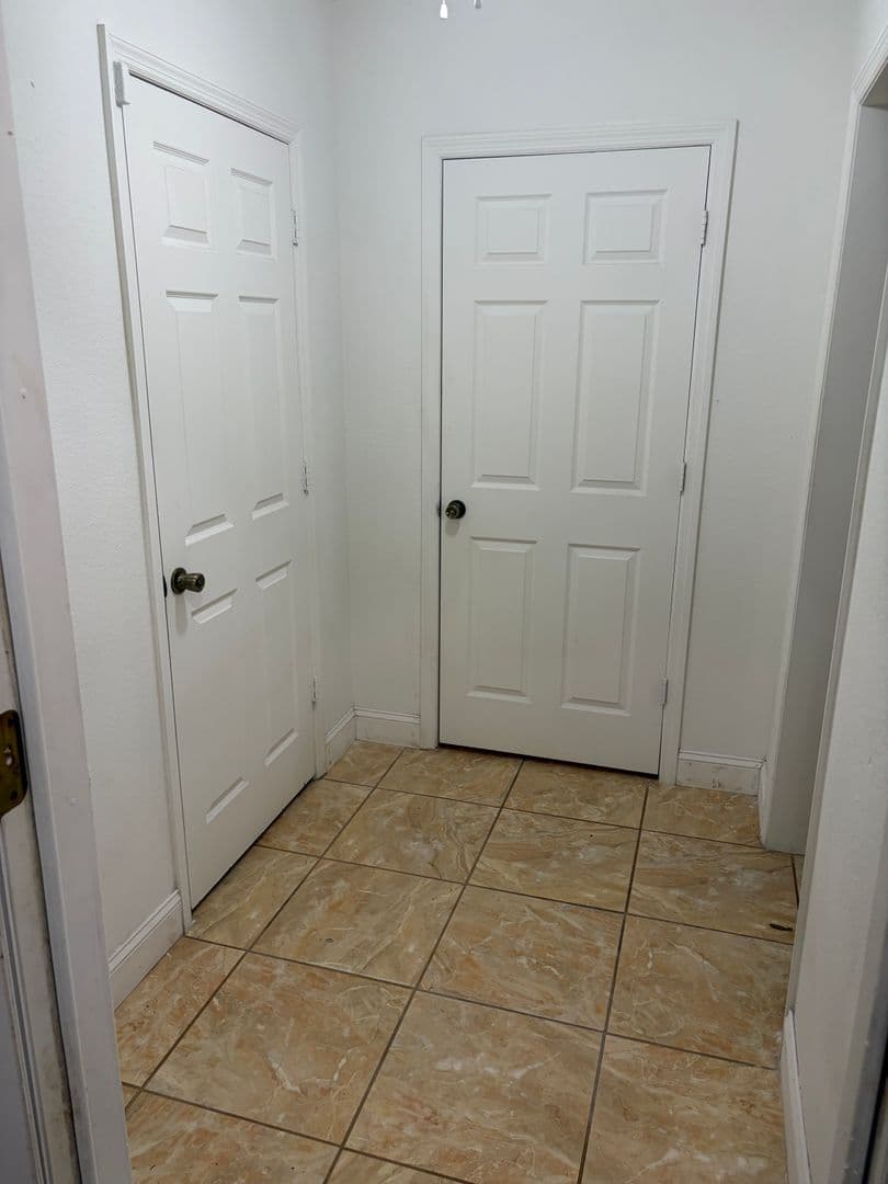 Kissimmee House: 2425 Oak Hollow