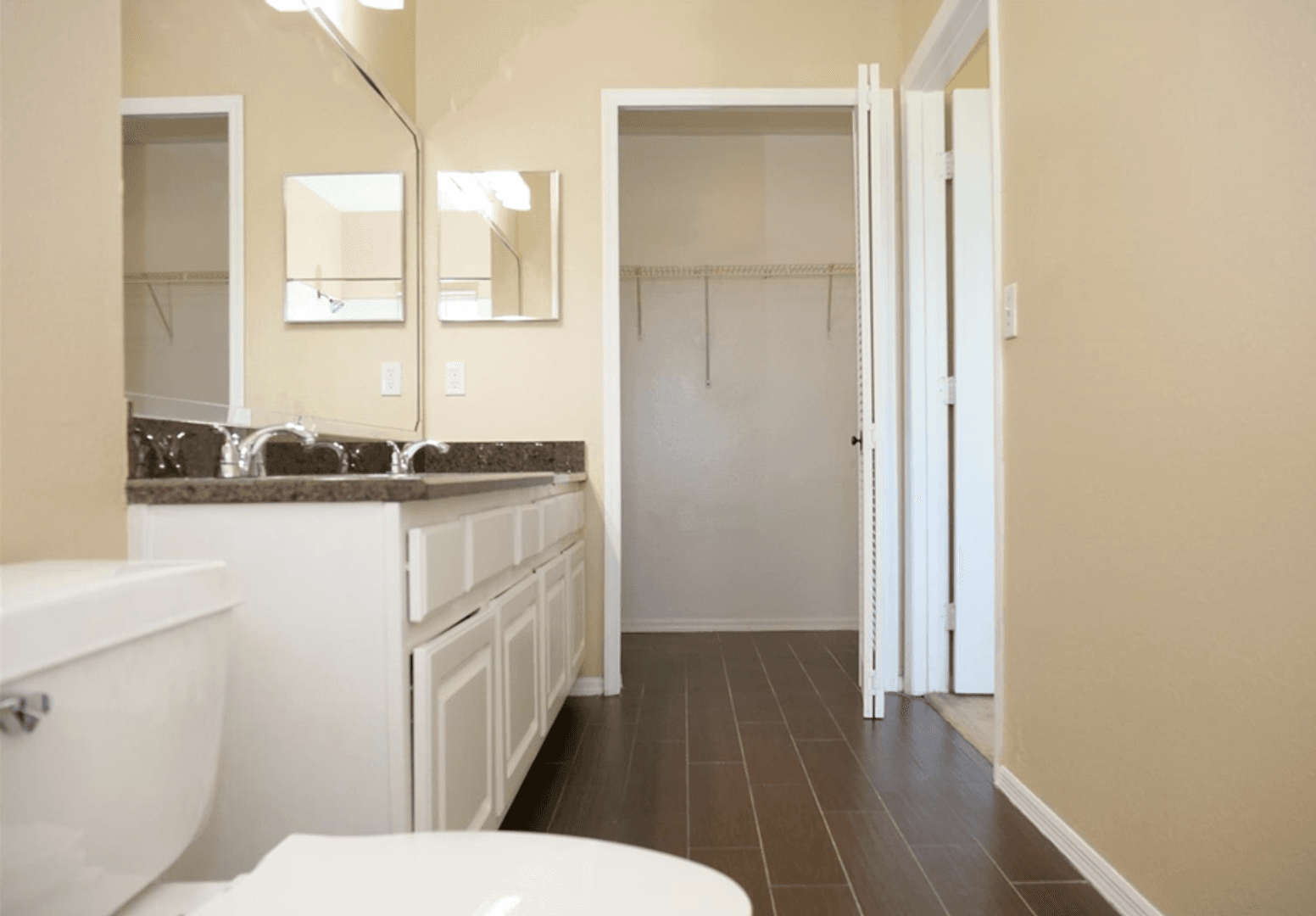 Longwood Condo: 413 Summit Ridge Place