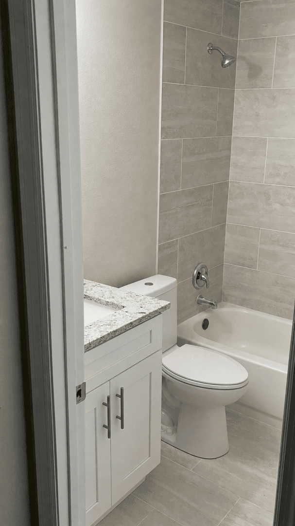 Ocoee House: 438 2nd Street