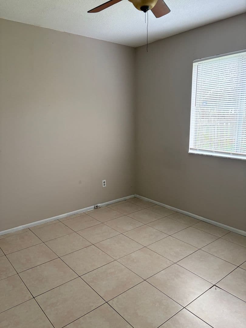 Kissimmee House: 2425 Oak Hollow