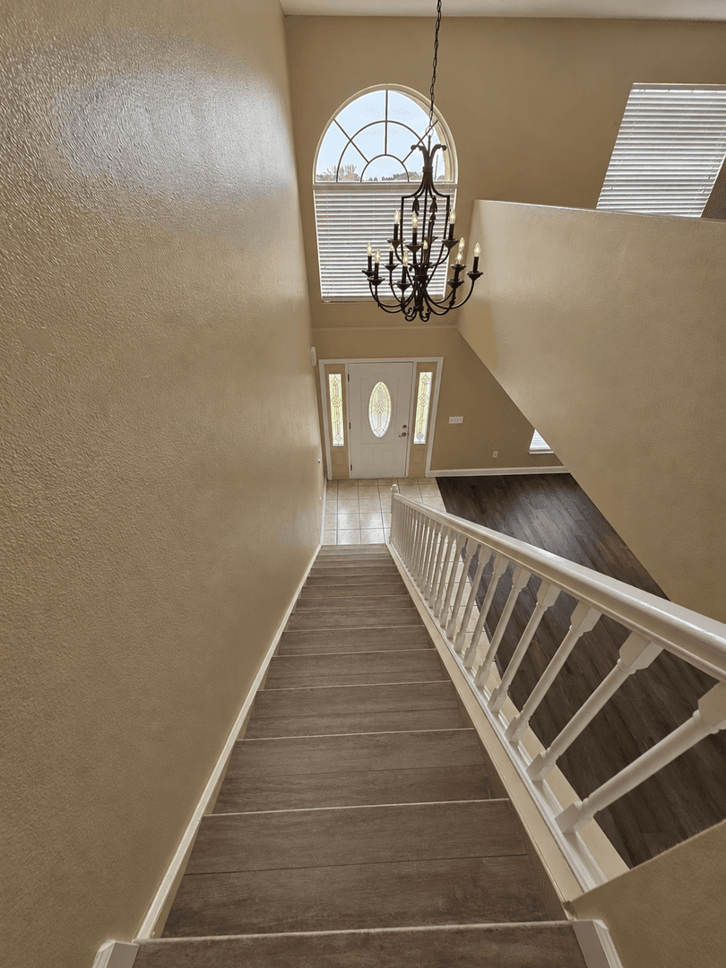 Sanford House: 410 Fairfield Drive