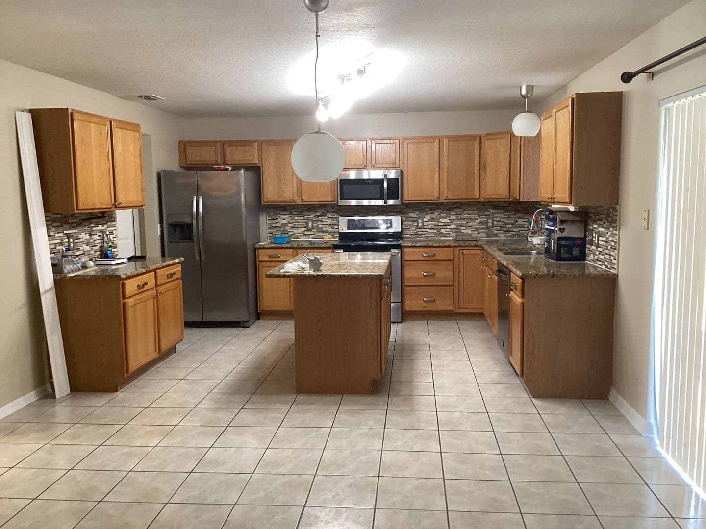 Sanford House: 410 Fairfield Drive