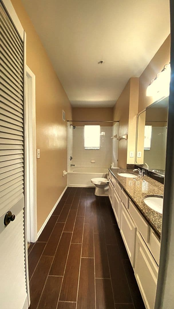Longwood Condo: 413 Summit Ridge Place