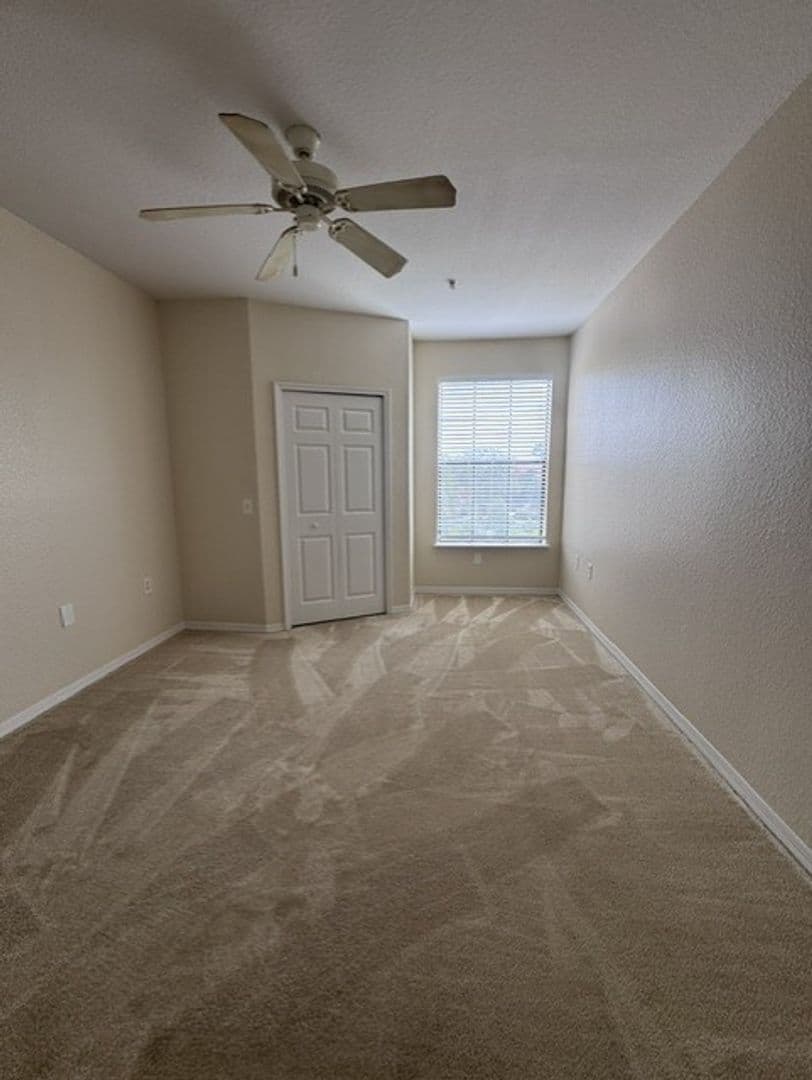 Orlando Condo: 6149 Metrowest Blvd. #302