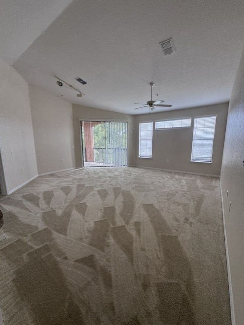 Orlando Condo: 6149 Metrowest Blvd. #302