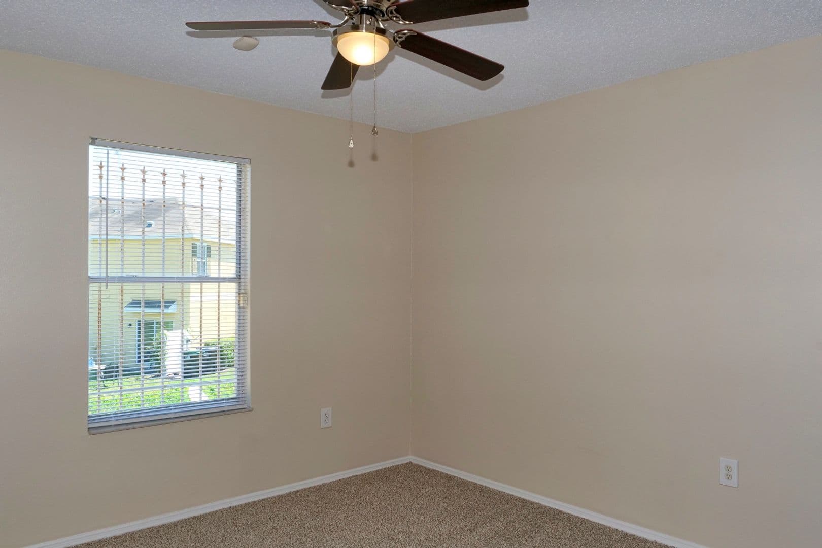 Orlando House: 860 Monopoly Court