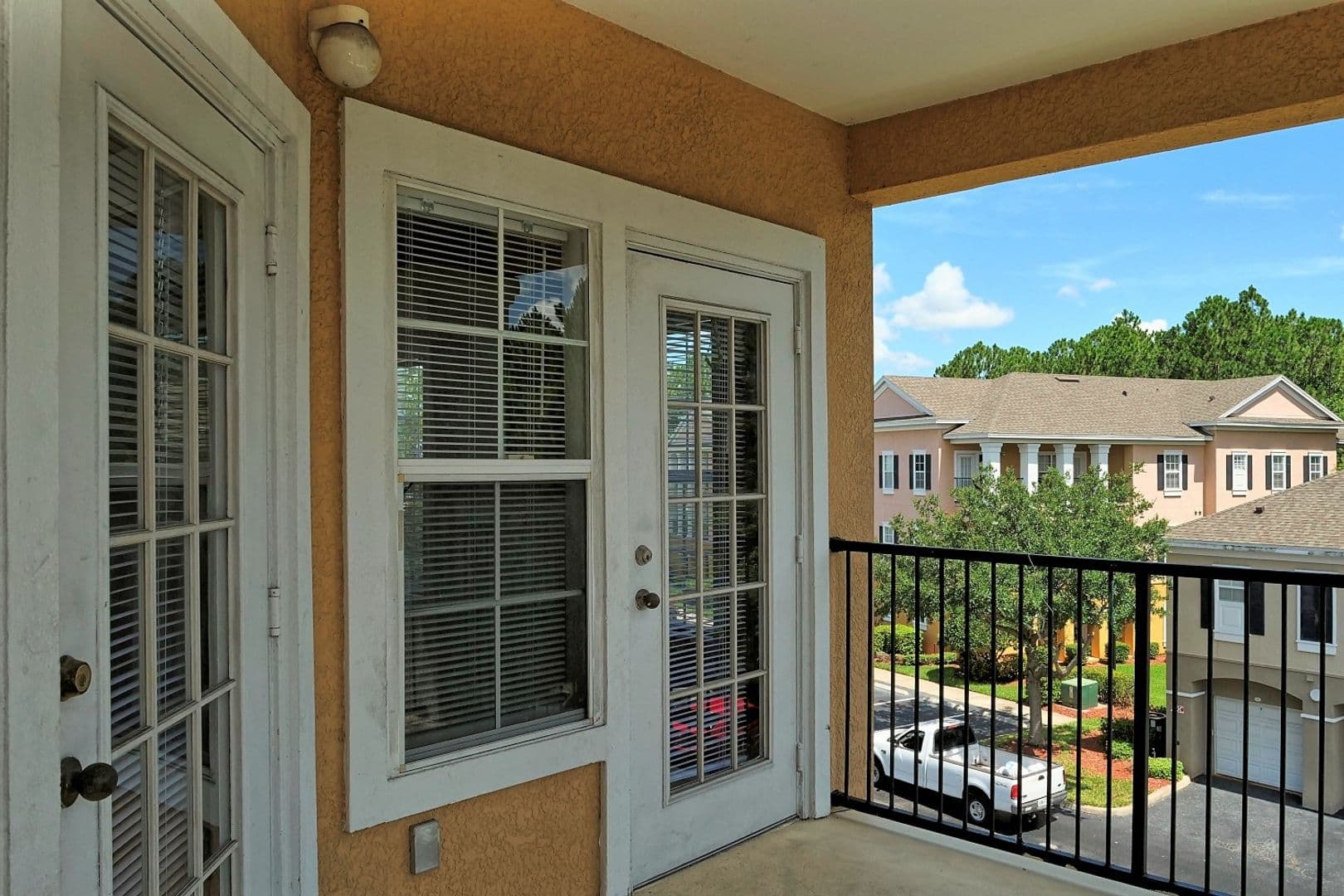 Orlando Condo: 3751 Conroy Road
