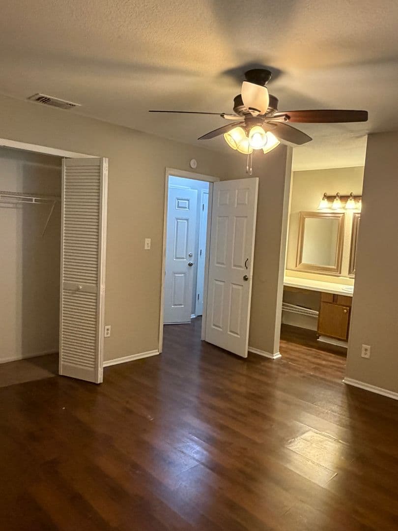 Kissimmee House: 2425 Oak Hollow