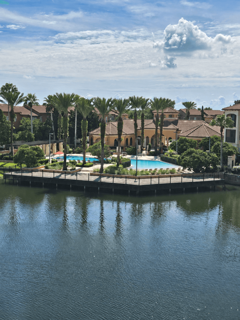 Orlando Condo: 6149 Metrowest Blvd. #302