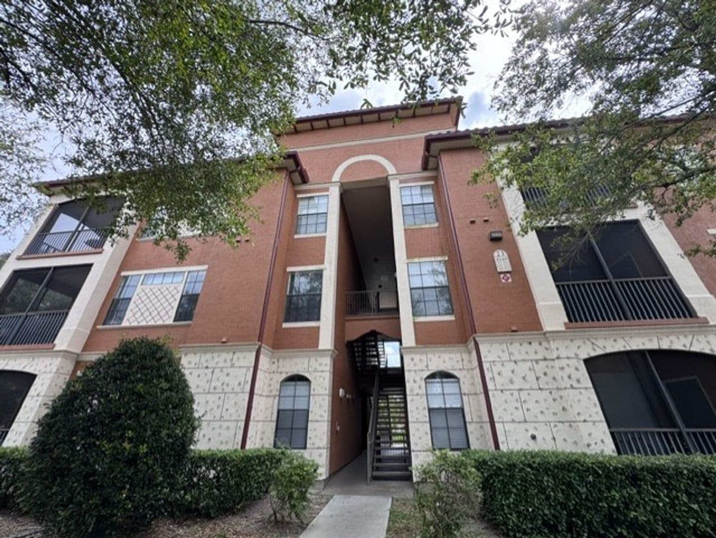 Orlando Condo: 6149 Metrowest Blvd. #302