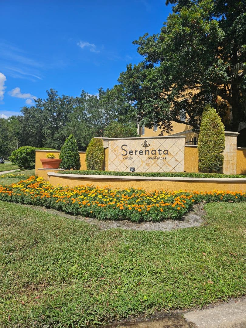 Orlando Condo: 6149 Metrowest Blvd. #302