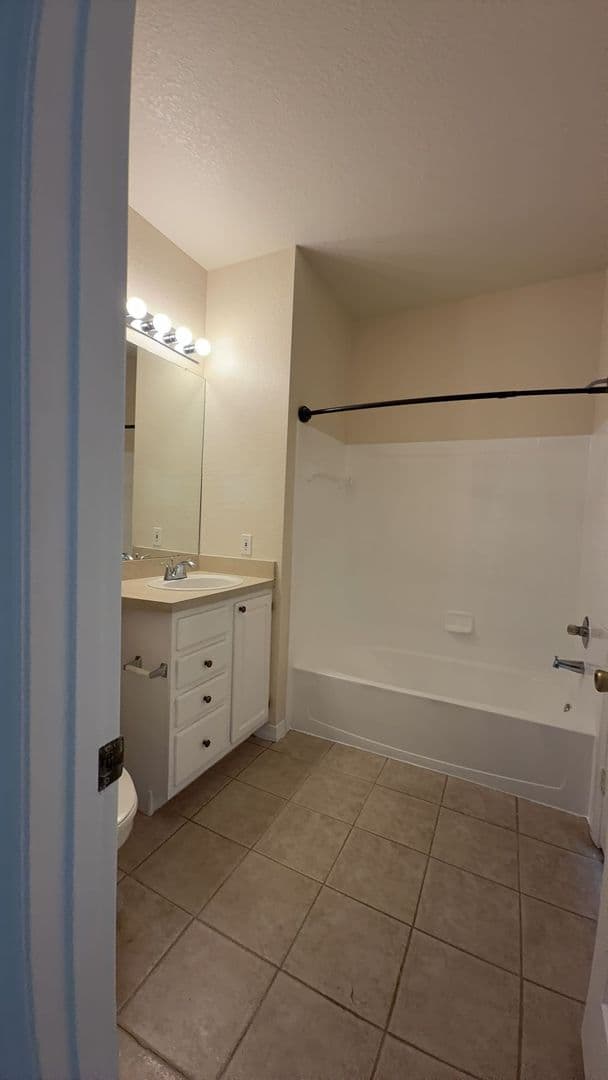 Maitland Condo: 1440 Lake Shadow Circle