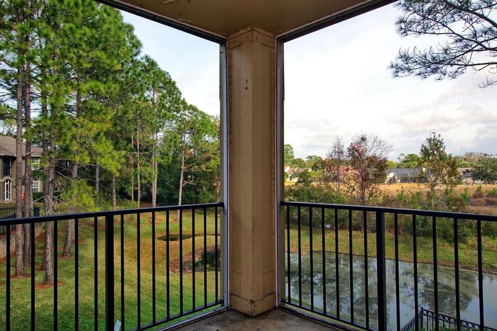 Longwood Condo: 413 Summit Ridge Place