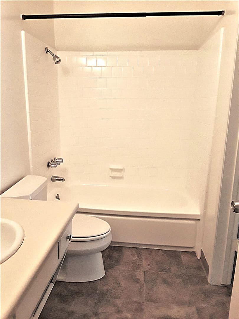 Upland Apartment: 1358 W Arrow Hwy