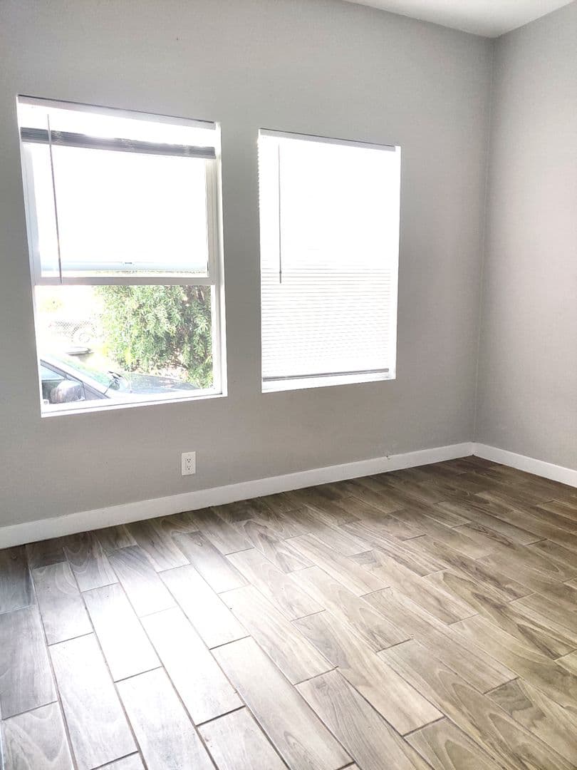 San Bernardino Apartment: 901 N Arrowhead Ave