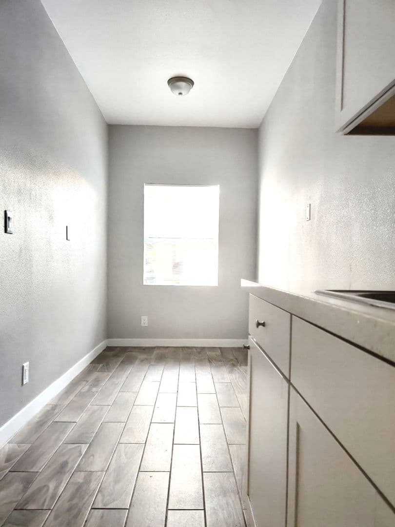 San Bernardino Apartment: 901 N Arrowhead Ave