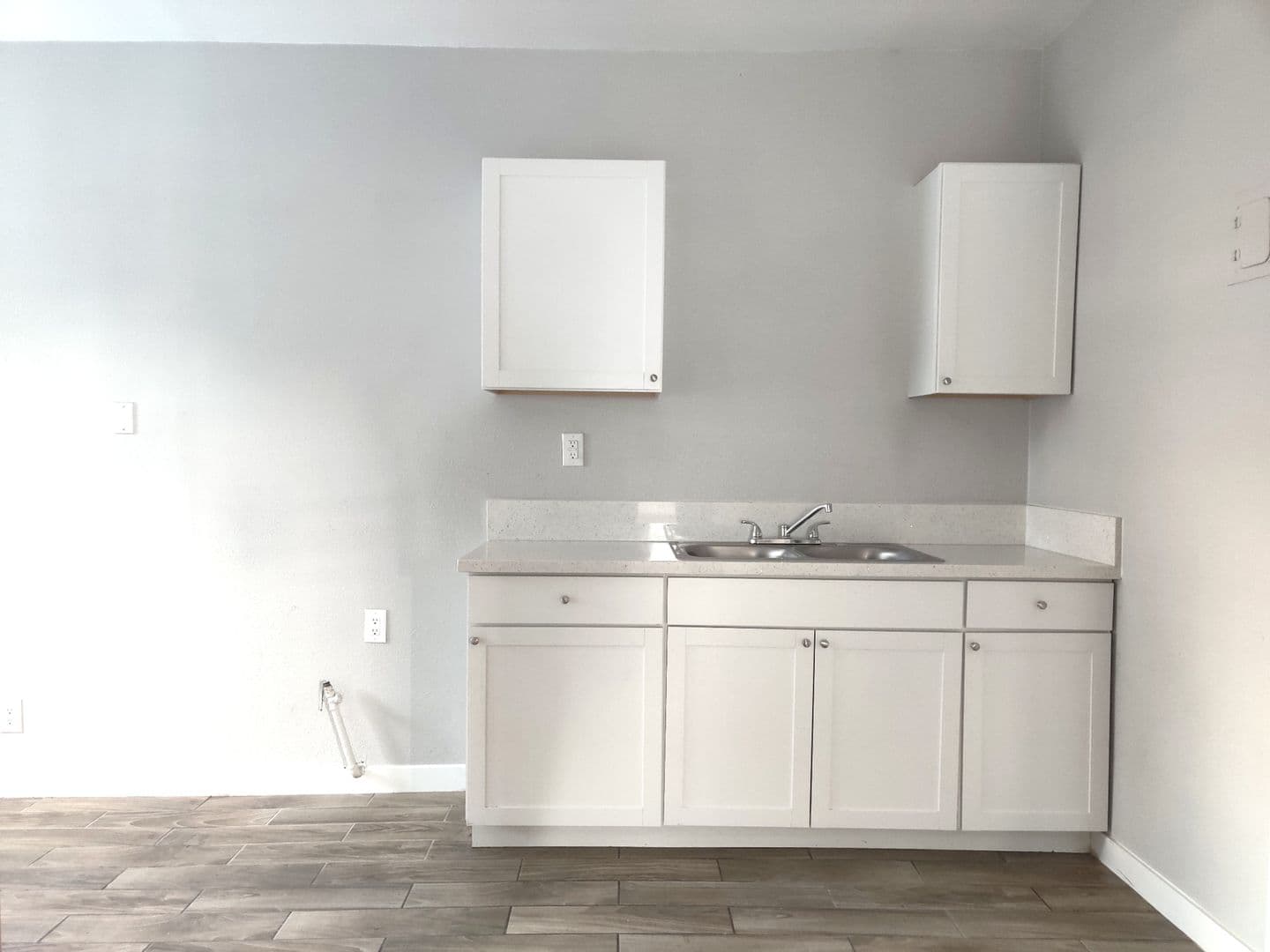 San Bernardino Apartment: 901 N Arrowhead Ave