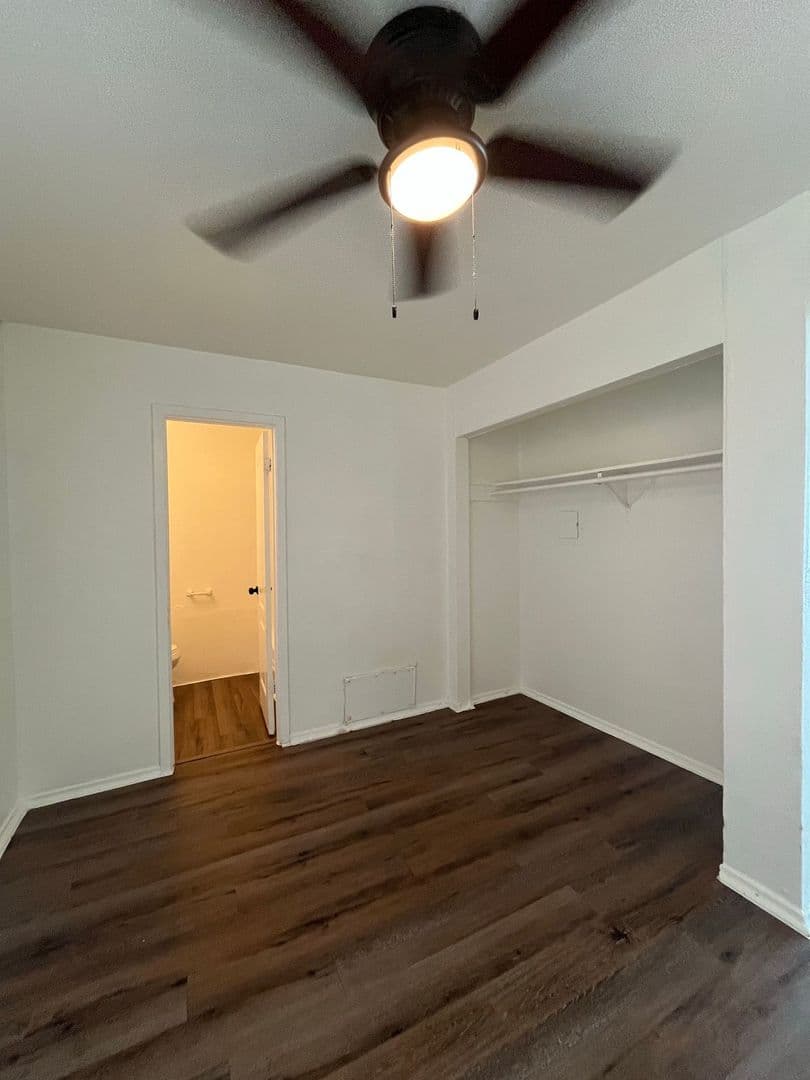 San Antonio Apartment: 7115 Glen Terrace