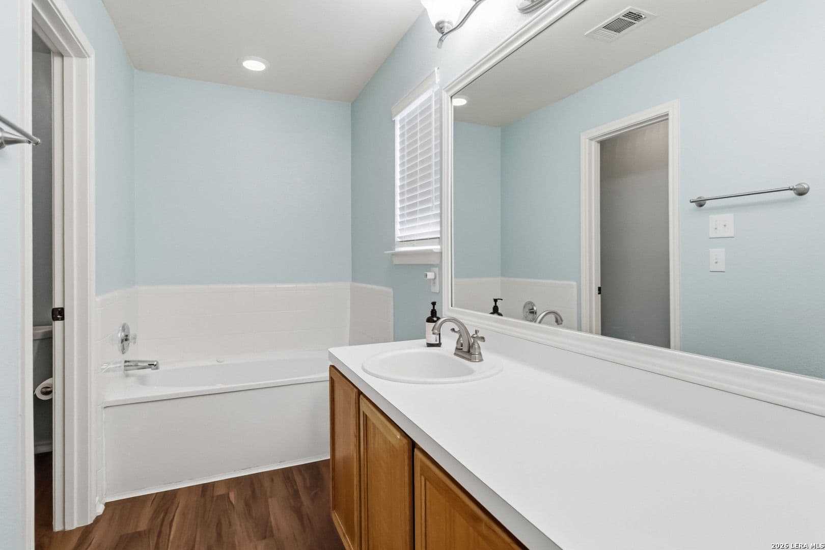 San Antonio House: 9003 Hilltop Crossing Dr