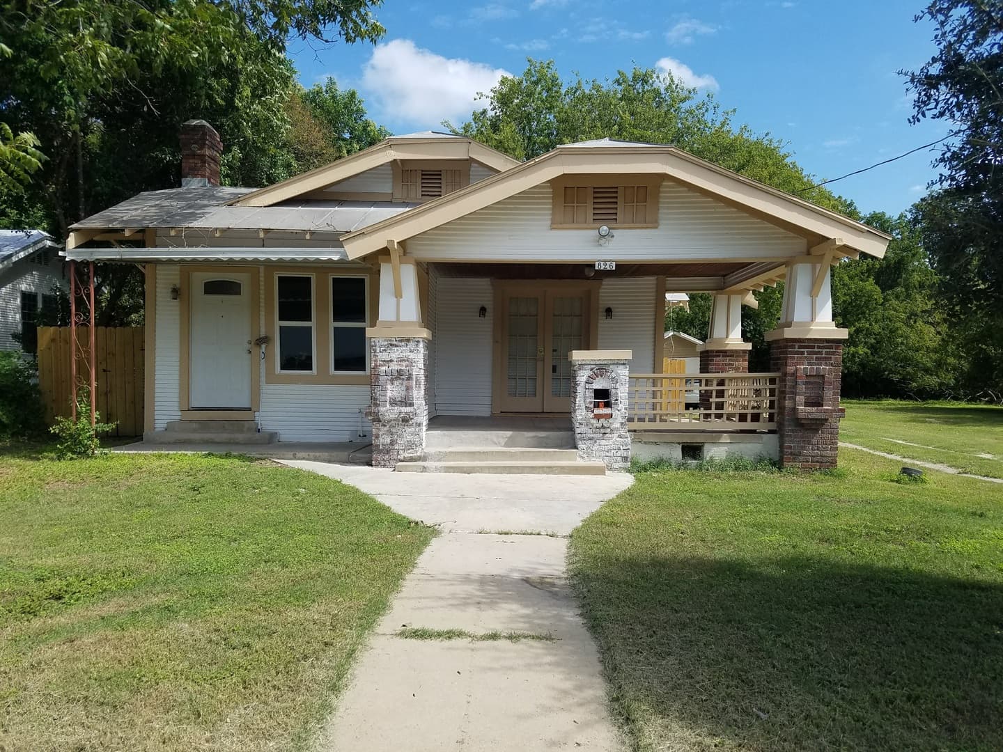 San Antonio Apartment: 826 Erie Ave