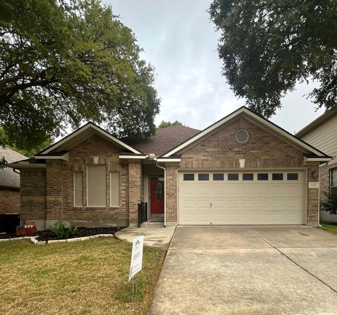 Schertz House: 549 Thurber Dr