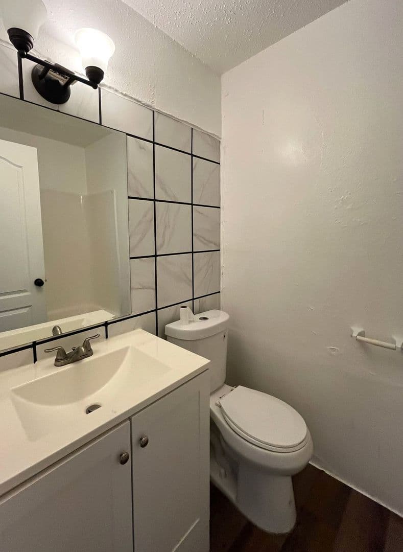 San Antonio Apartment: 7115 Glen Terrace