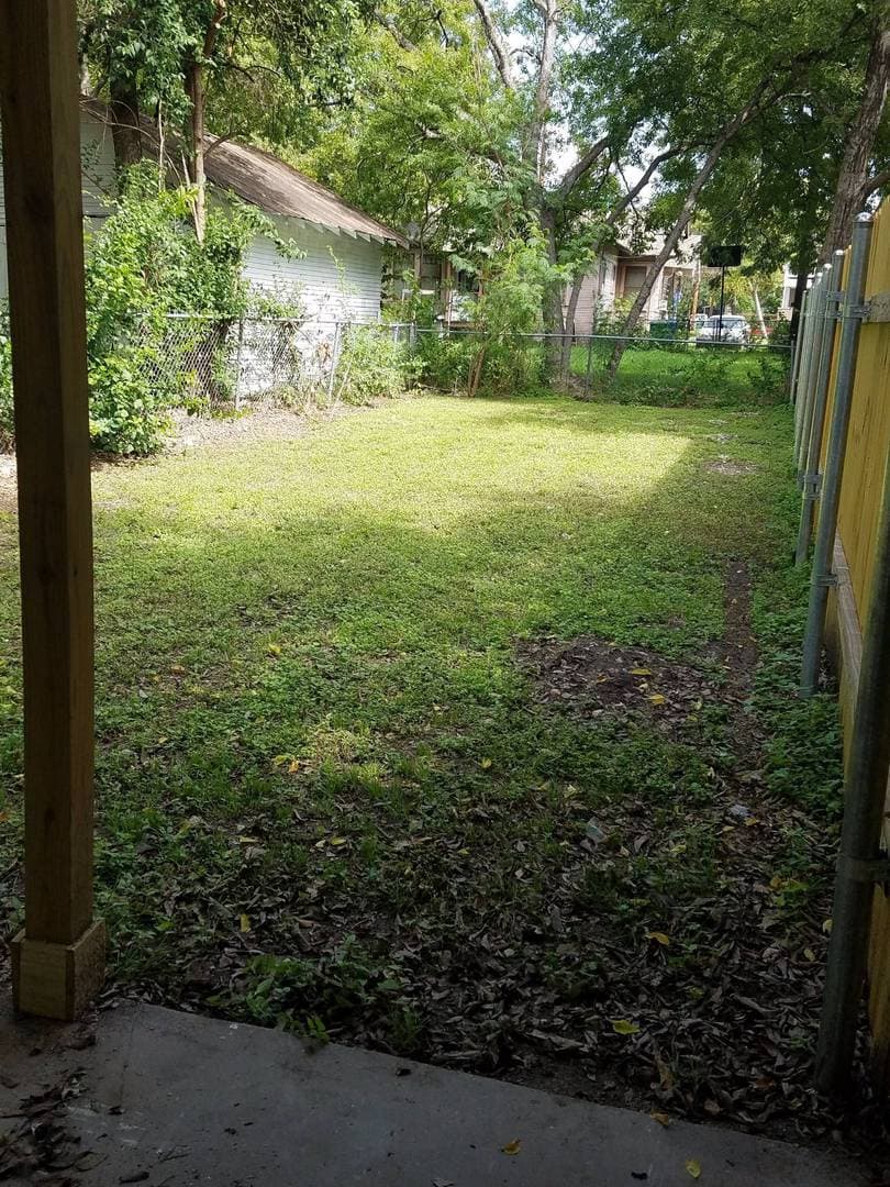 San Antonio Apartment: 826 Erie Ave
