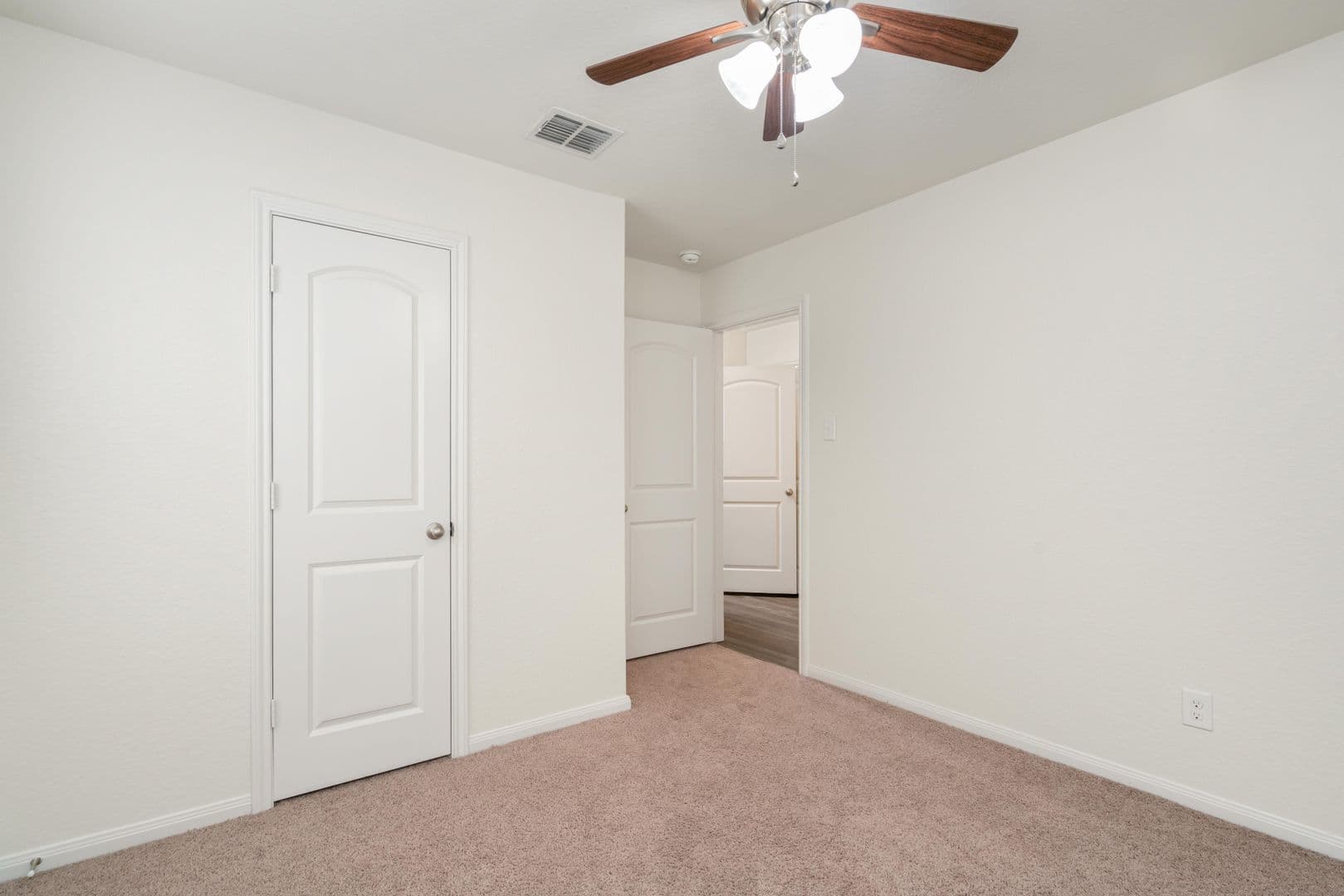San Antonio House: 3923 Southton View