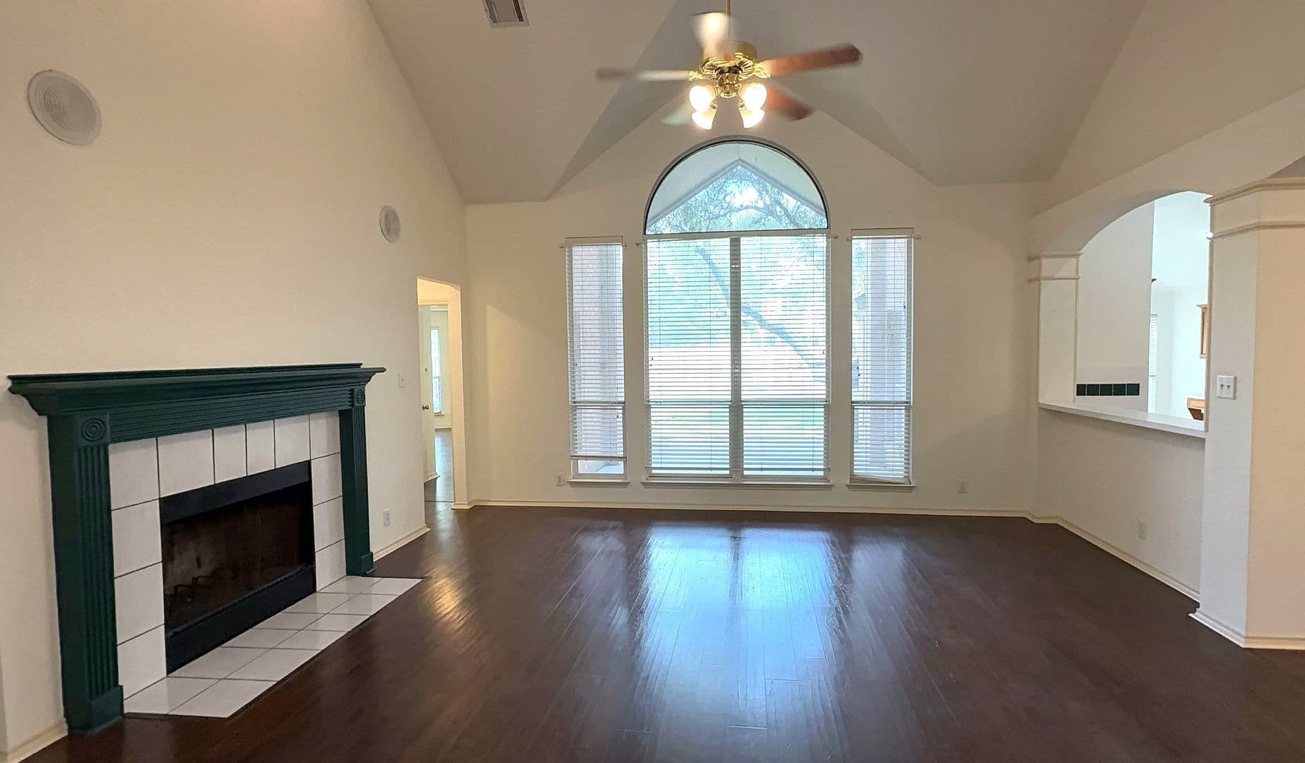 San Antonio House: 13539 Chappel View