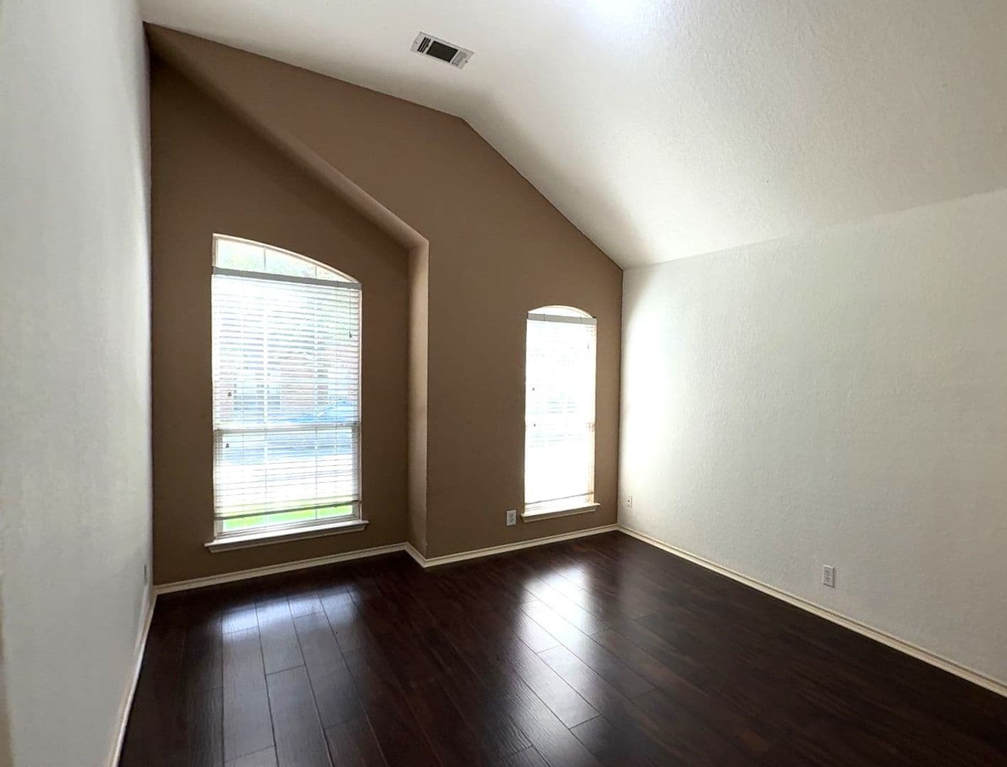 San Antonio House: 13539 Chappel View