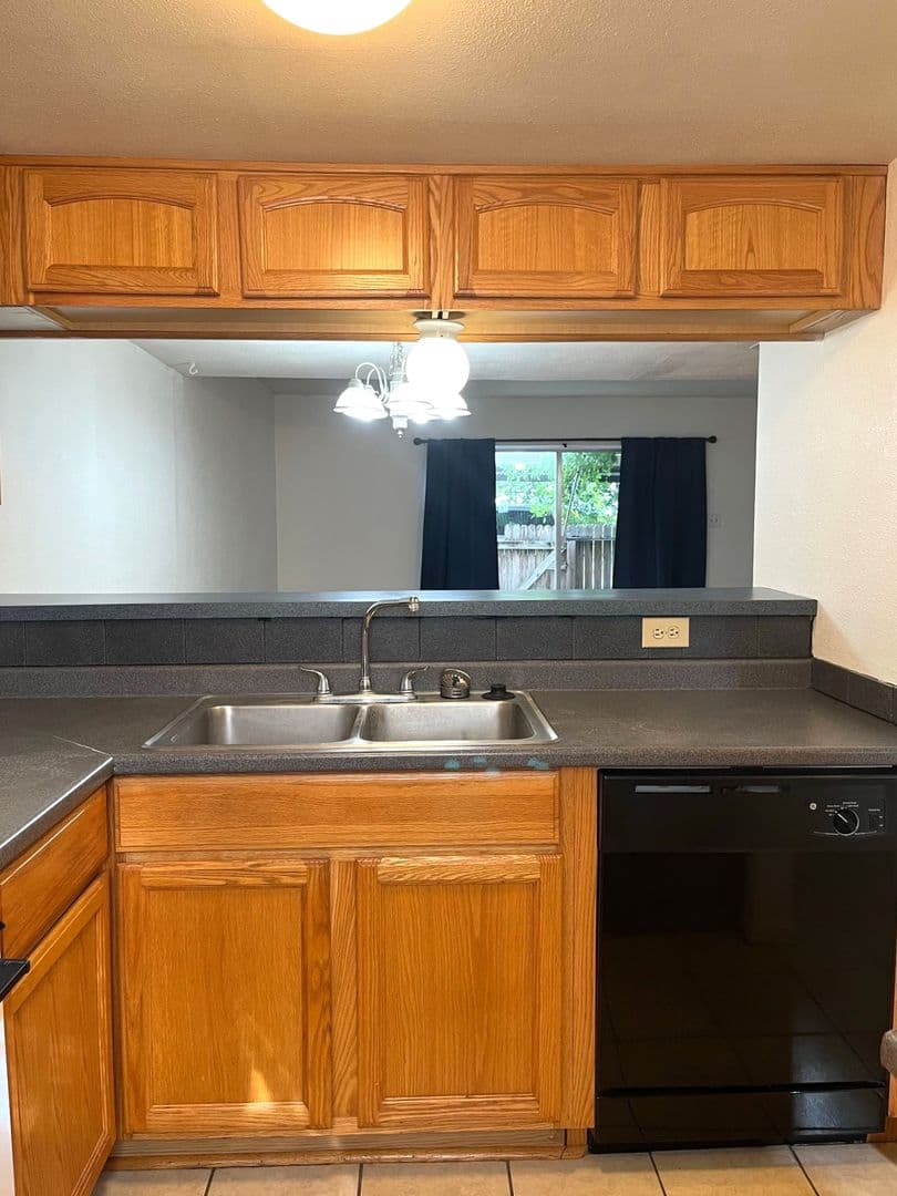 San Antonio Apartment: 11015 Mt Boracho Dr