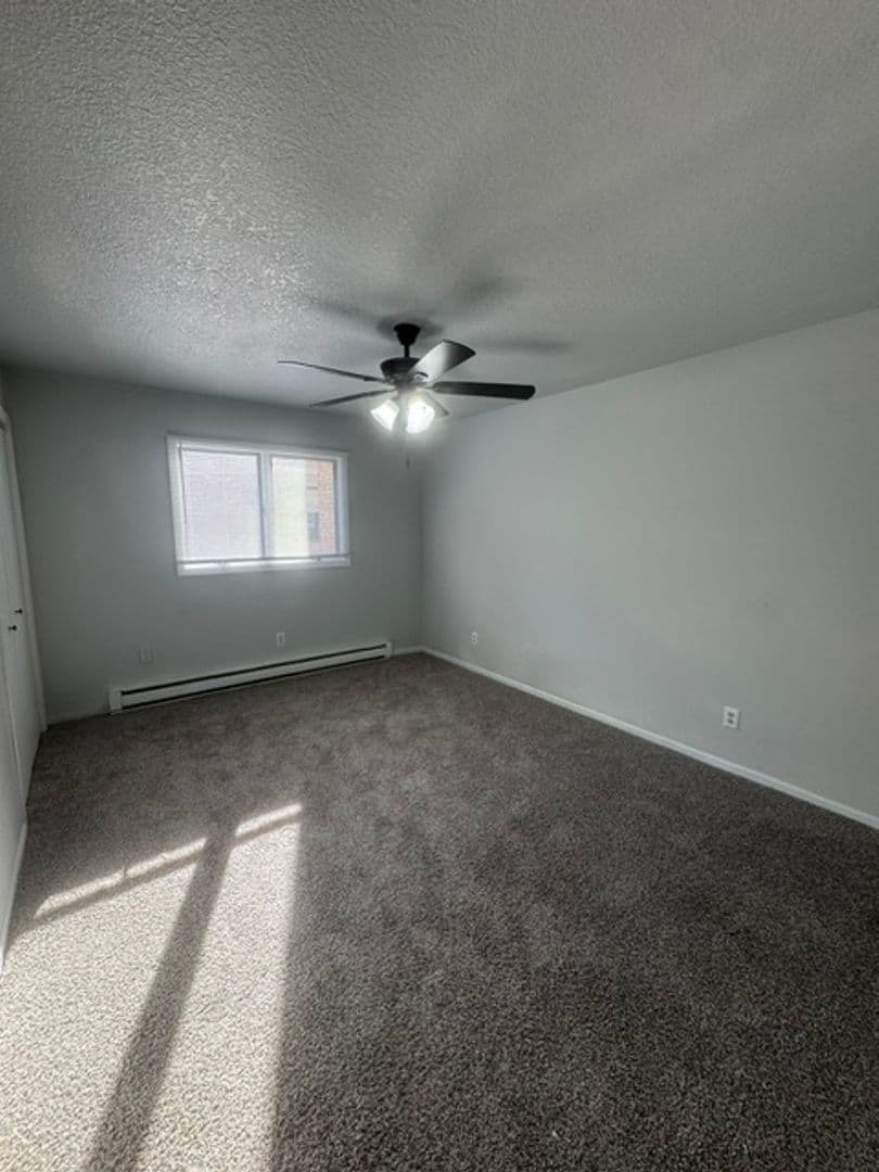 Manteno Apartment: 304 Jay Ray Ct