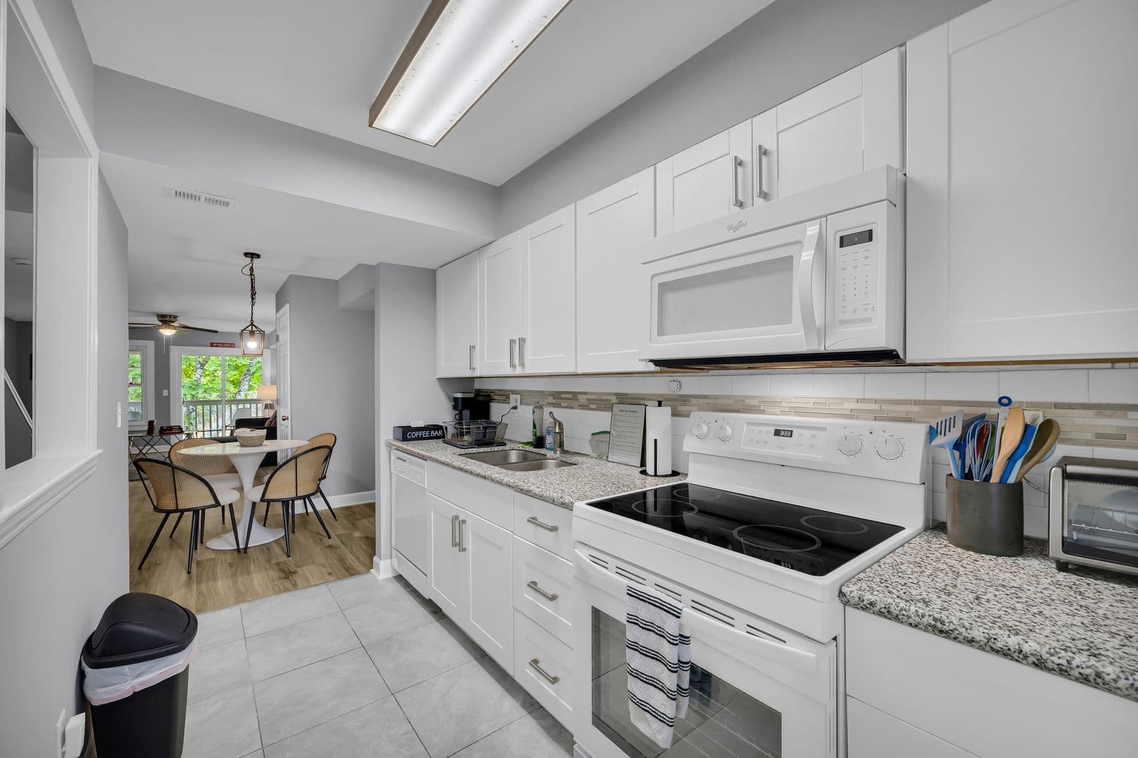 Athens Apartment: 290 Appleby Drive #268