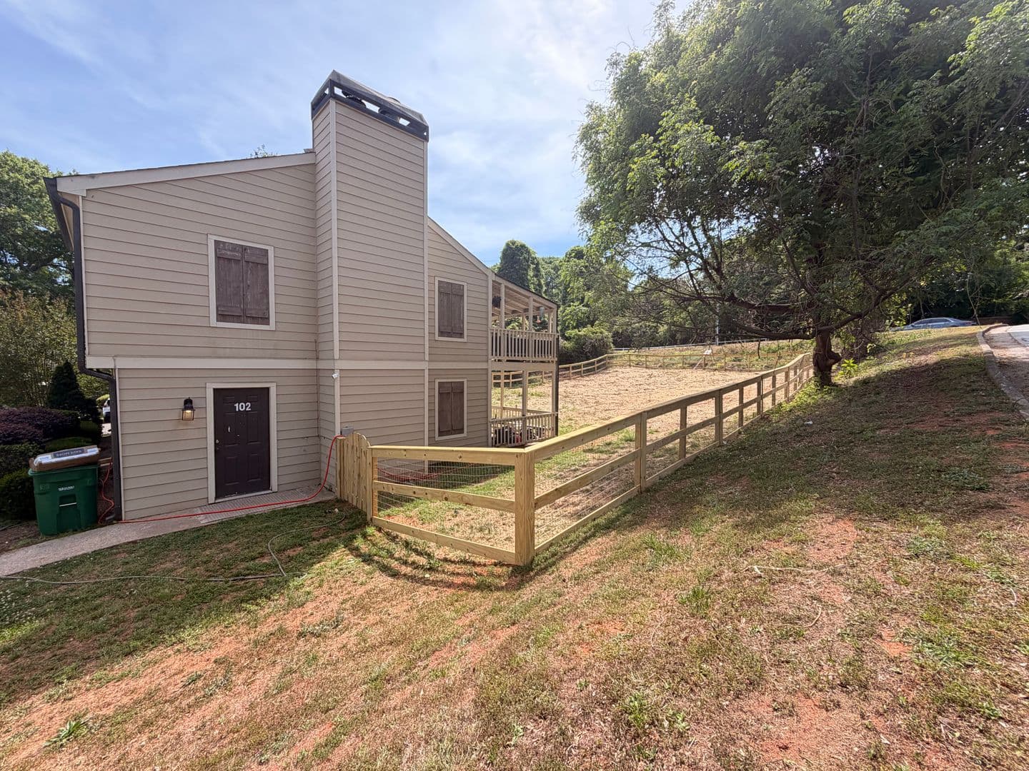 ATHENS Apartment: 102-104 WELCH PLACE