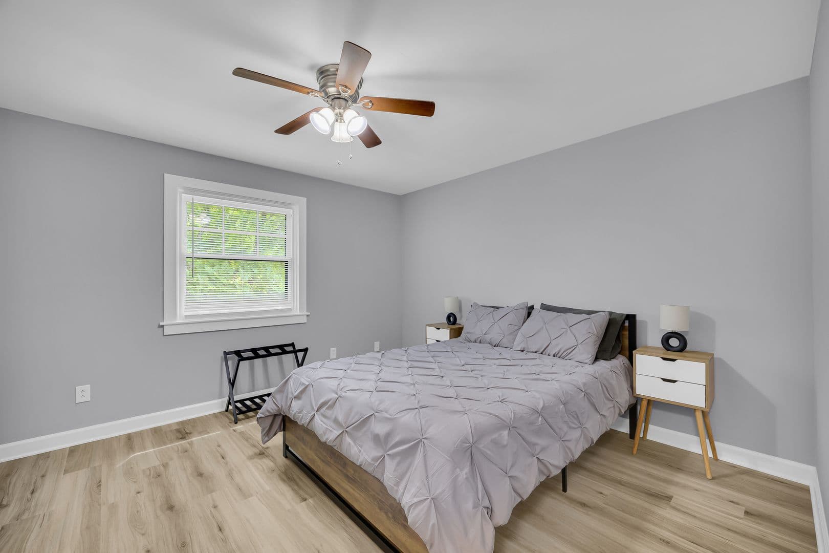 Athens Apartment: 290 Appleby Drive #268