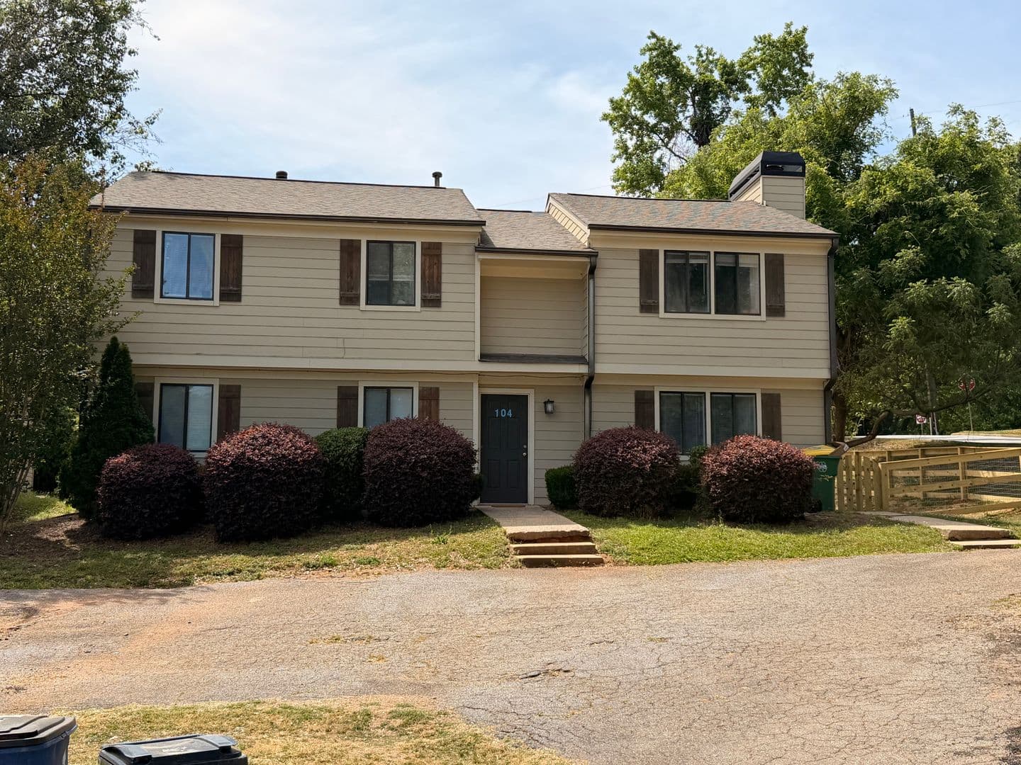 ATHENS Apartment: 102-104 WELCH PLACE