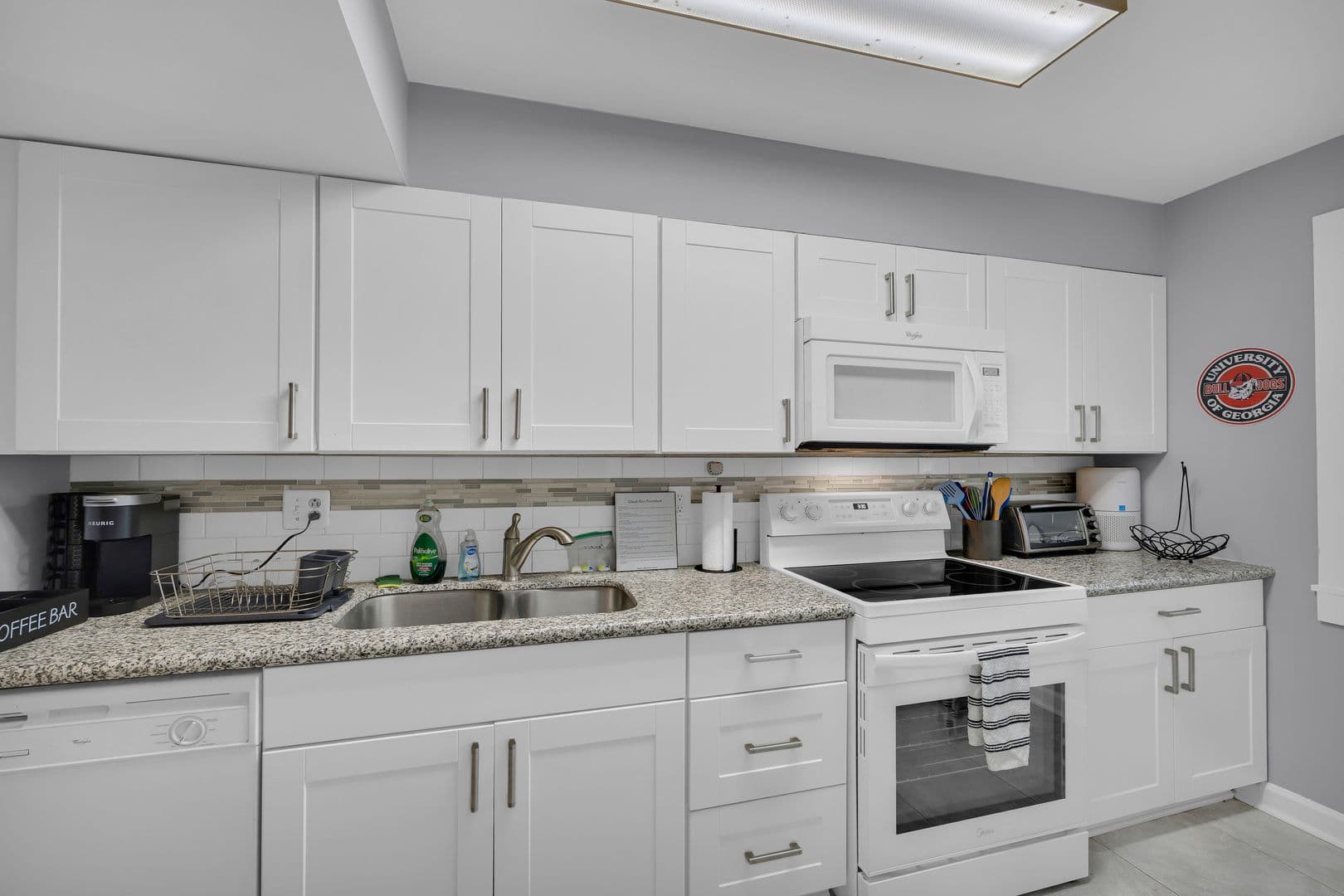 Athens Apartment: 290 Appleby Drive #268
