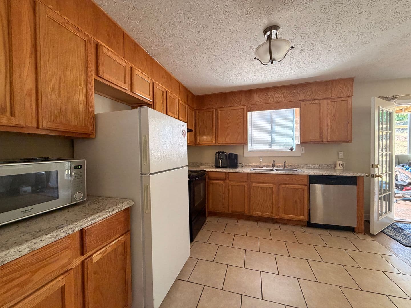 ATHENS Apartment: 102-104 WELCH PLACE