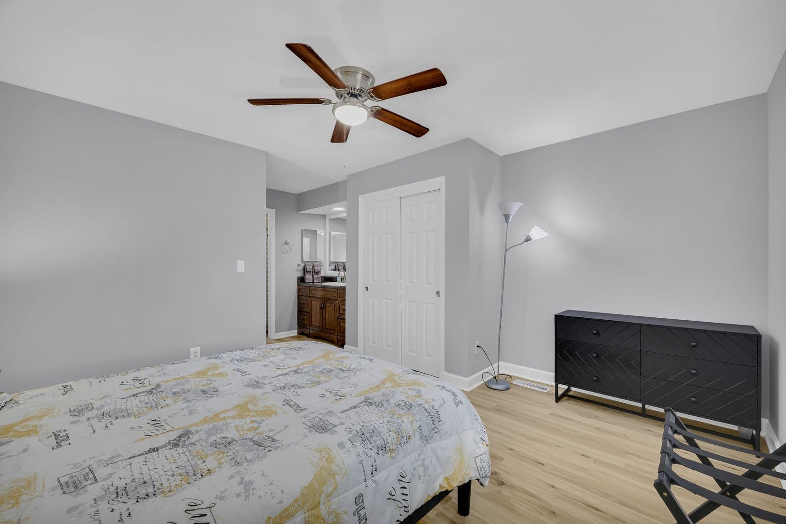 Athens Apartment: 290 Appleby Drive #268