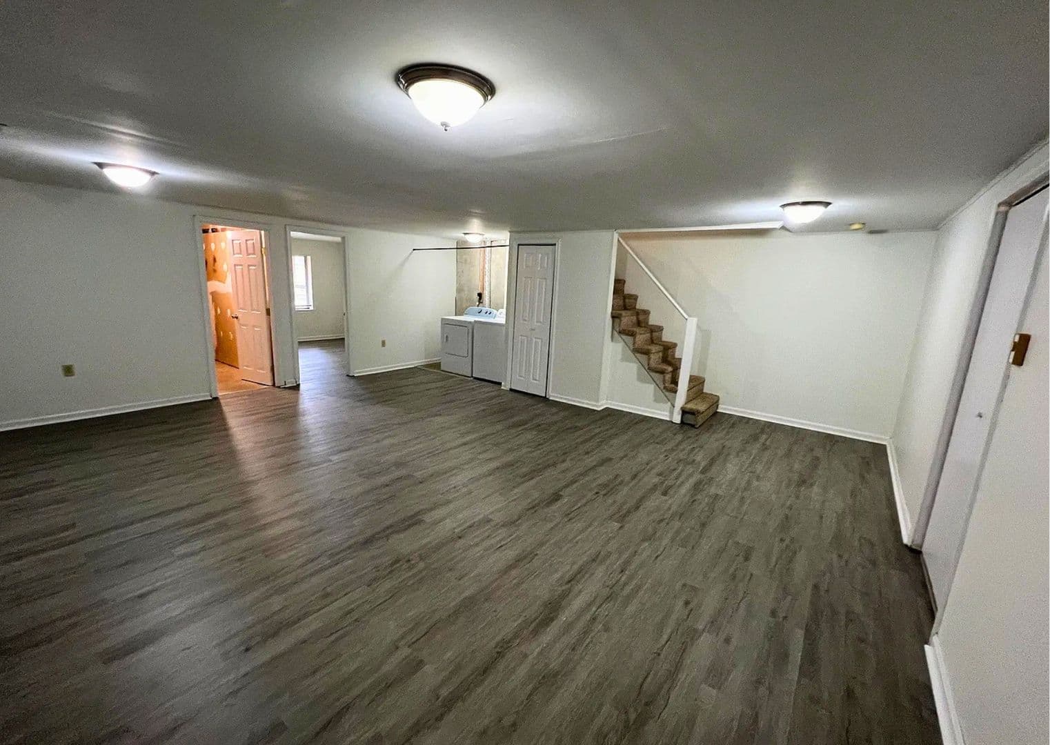 Exton Townhome: 102 Caernarvon Ct.