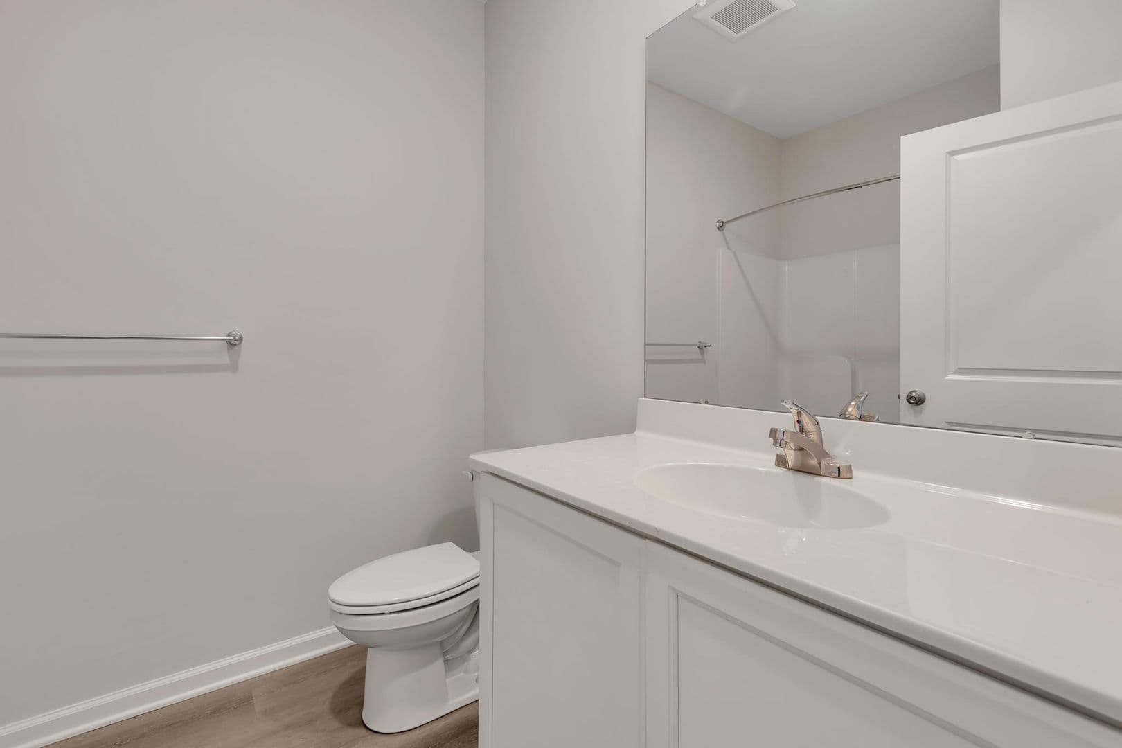 Parkesburg Apartment: 100 Wildflower Lane