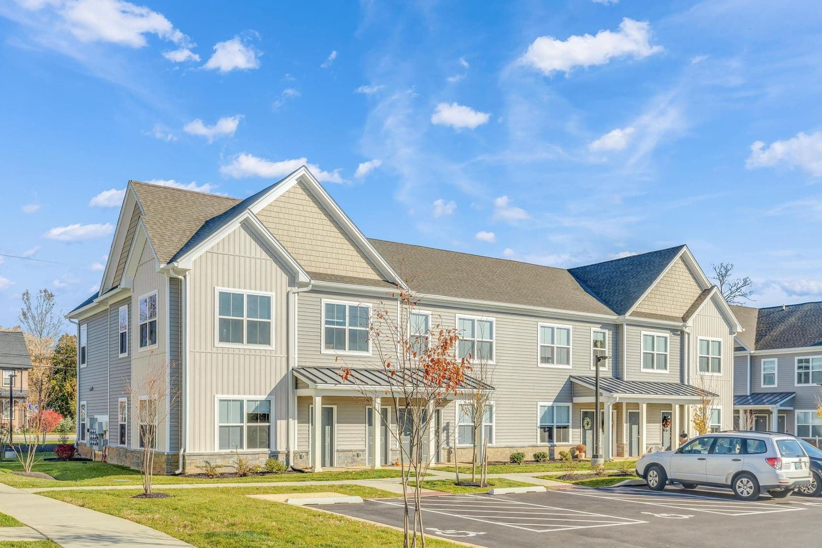 Parkesburg Apartment: 100 Wildflower Lane