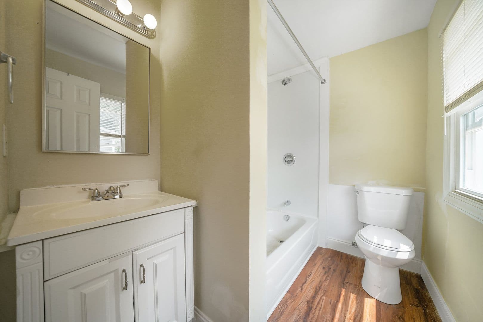West Chester Apartment: 661 W Downingtown Pike