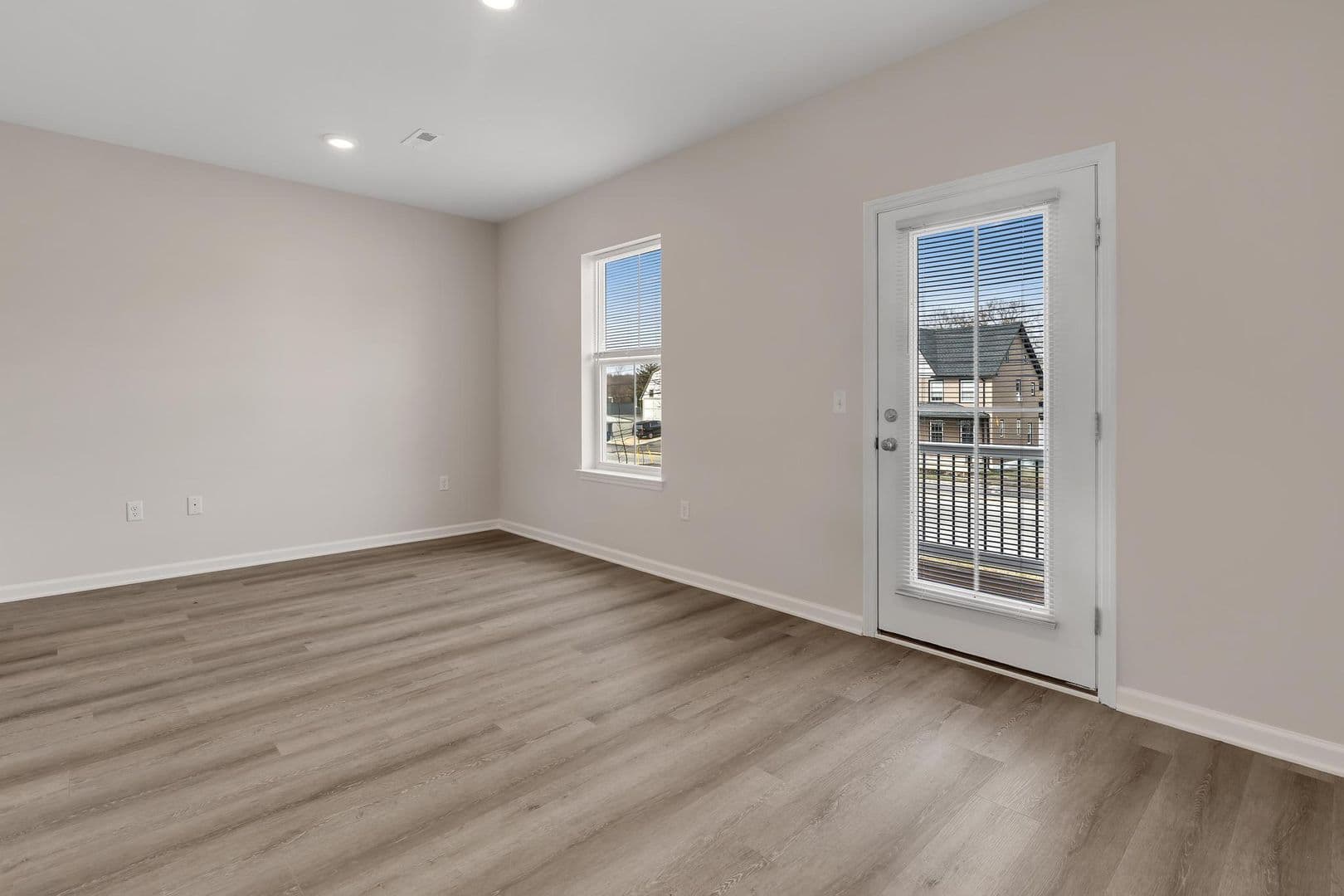 Parkesburg Apartment: 100 Wildflower Lane