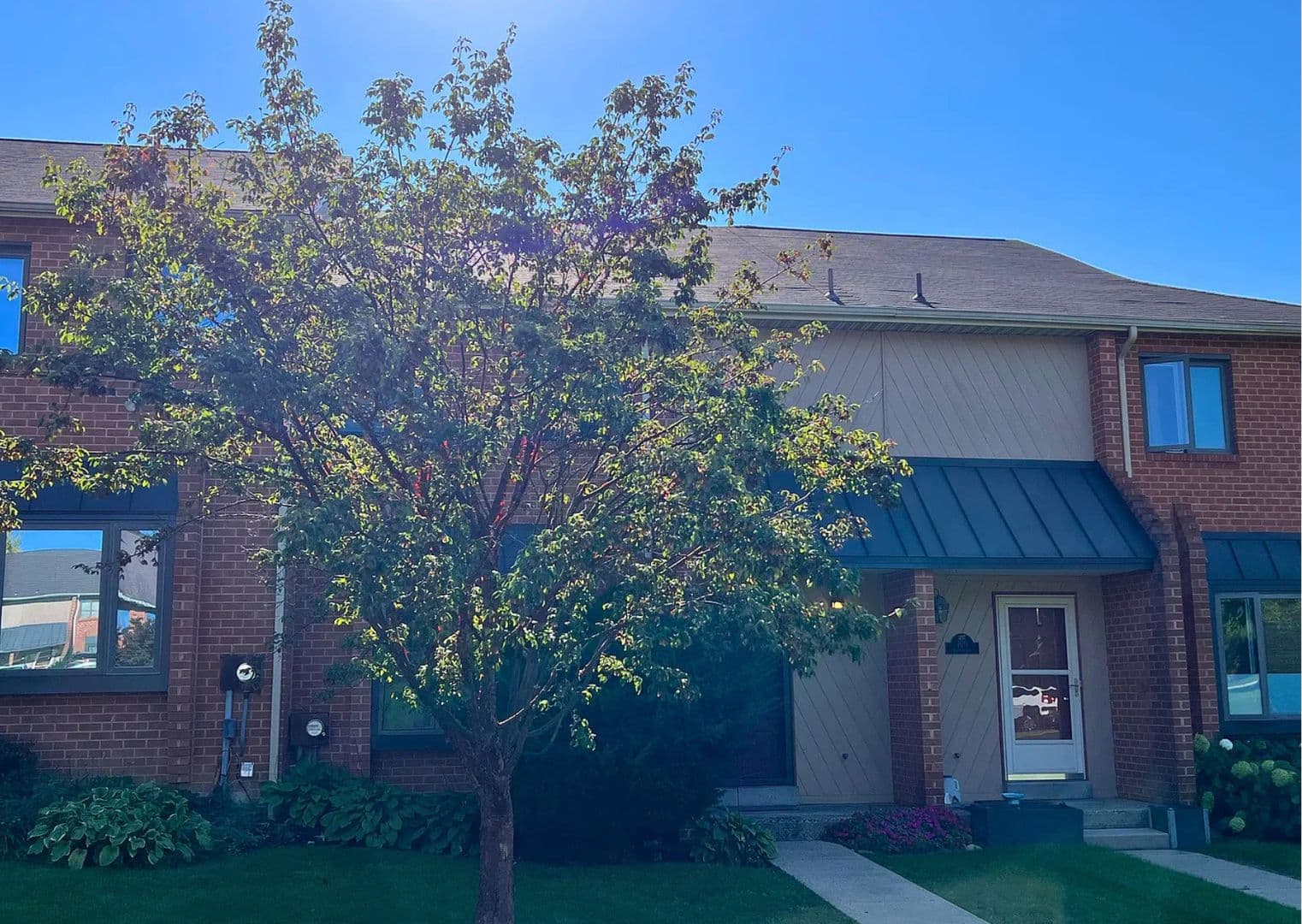 Exton Townhome: 102 Caernarvon Ct.