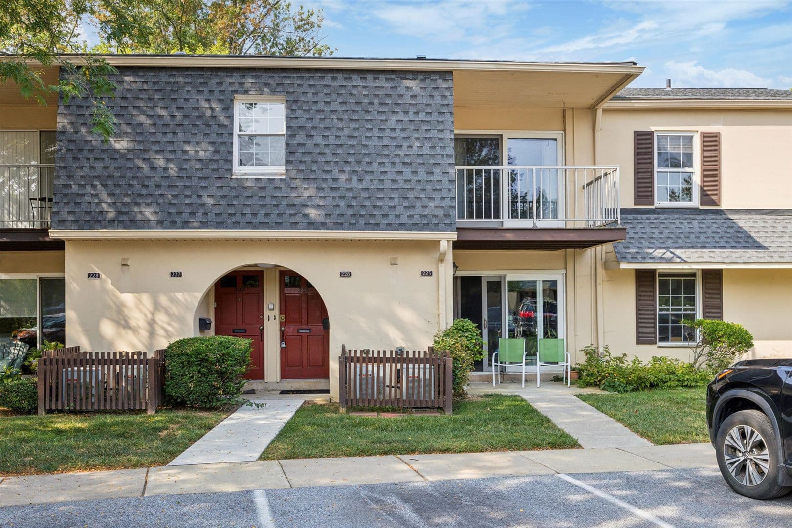 Devon Condo: 226 Old Forge Crossing