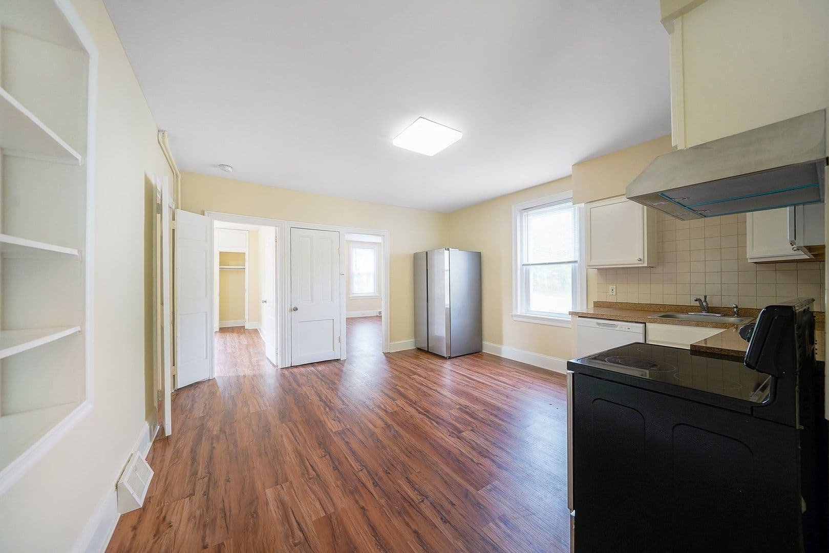 West Chester Apartment: 661 W Downingtown Pike