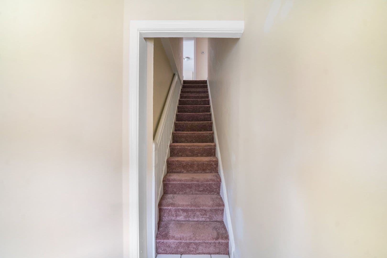 West Chester Apartment: 661 W Downingtown Pike