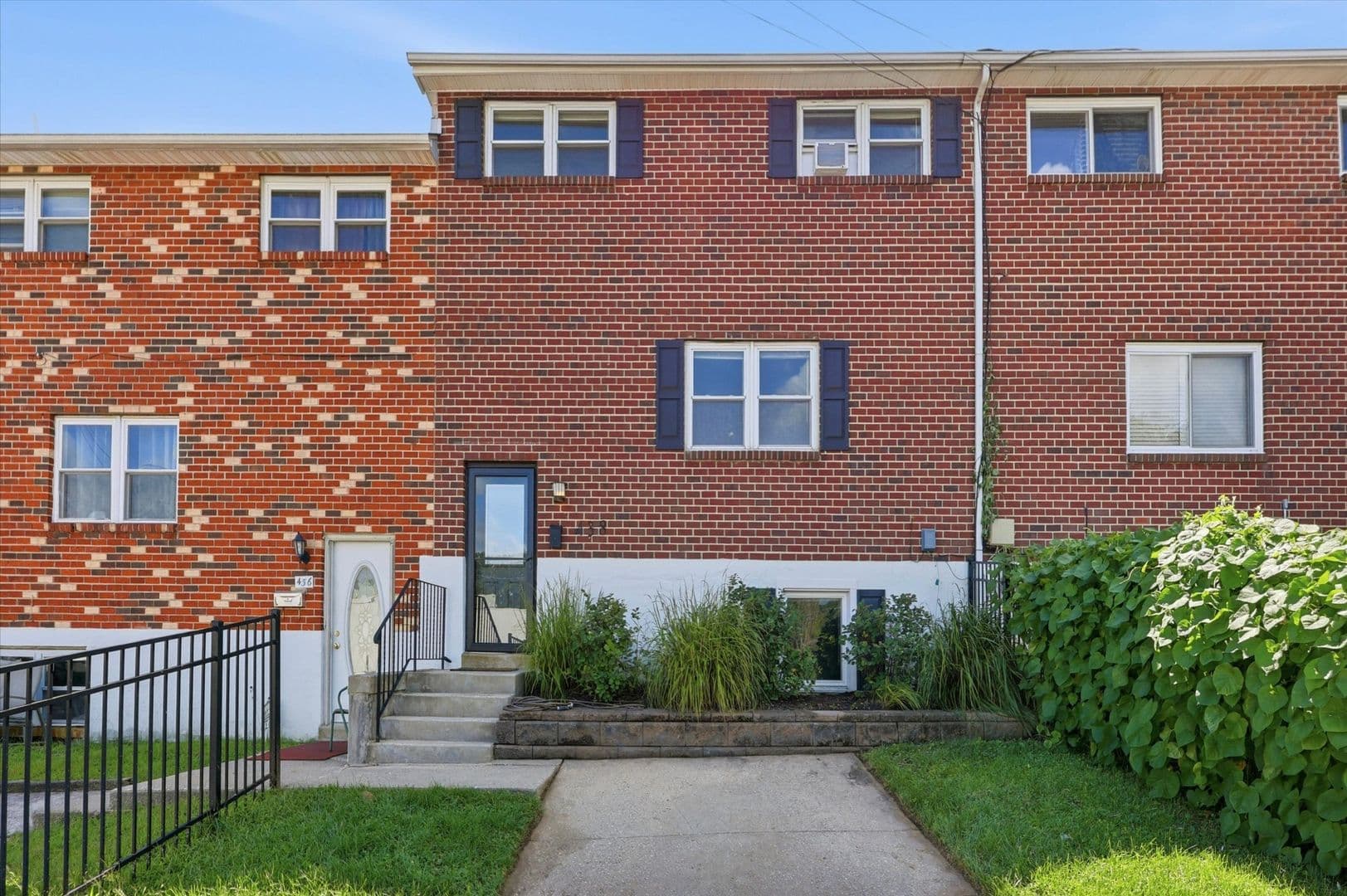 West Chester Townhome: 438 W. Chestnut Street